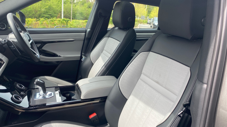 Land Rover Range Rover Evoque 2.0 P250 R-Dynamic HSE 5dr Auto Petrol Hatchback